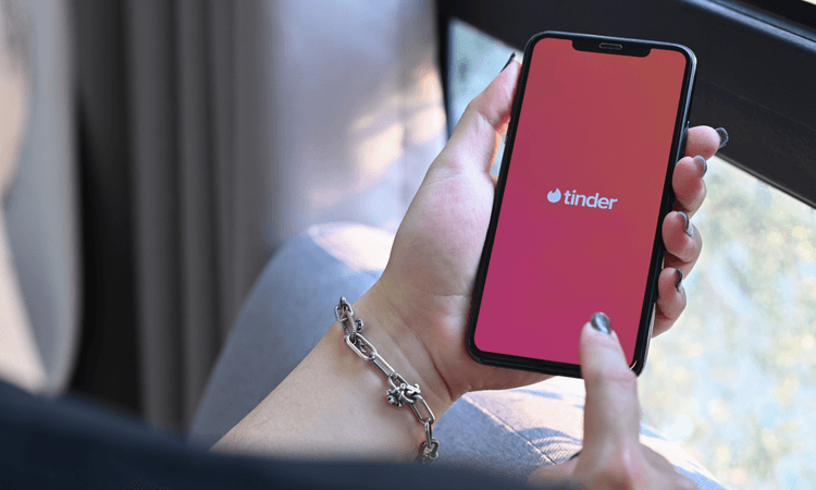 German government uses Tinder to encourage voters to the polls