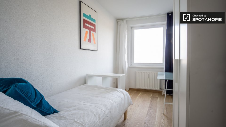 Room, Neltestraße 31, 12489 Berlin, Germany, Berlin