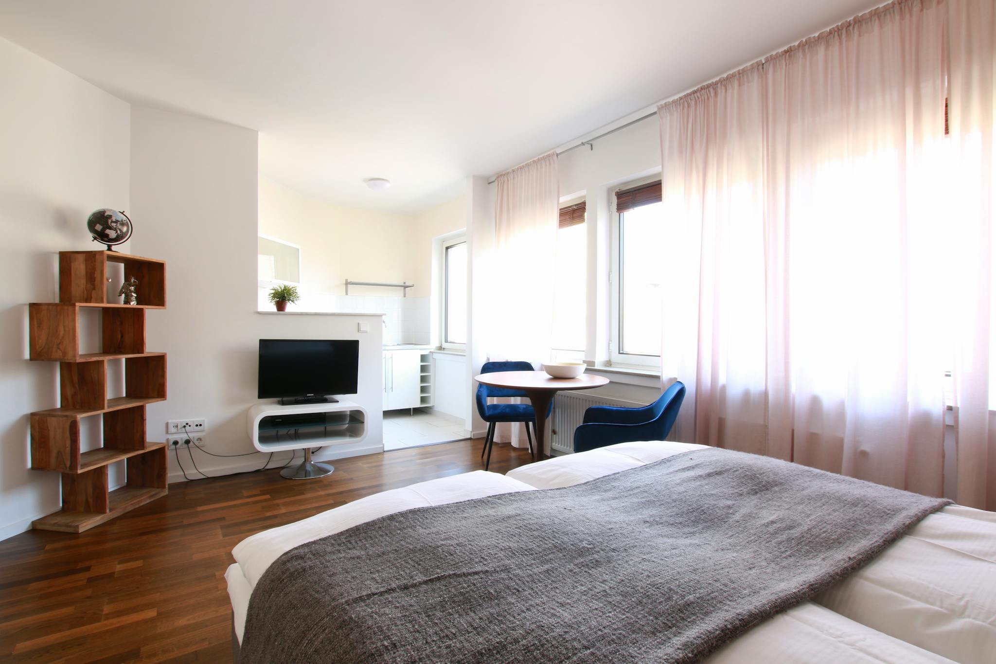 Apartment, Pantaleonswall, Cologne