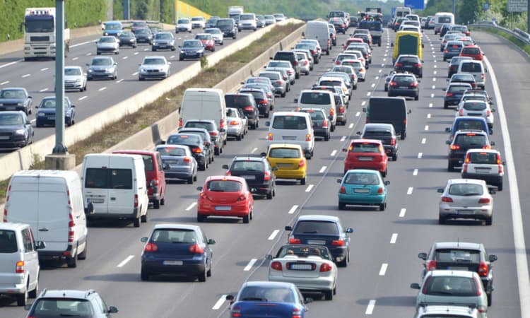 Almost every car journey to end in a traffic jam this weekend, ADAC warns