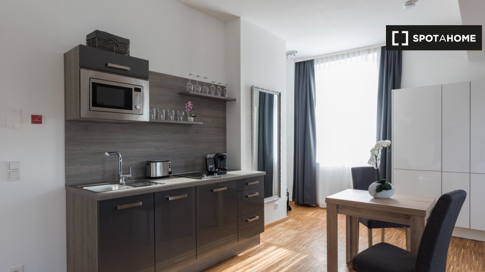 Apartment, Brunnenstraße, Berlin