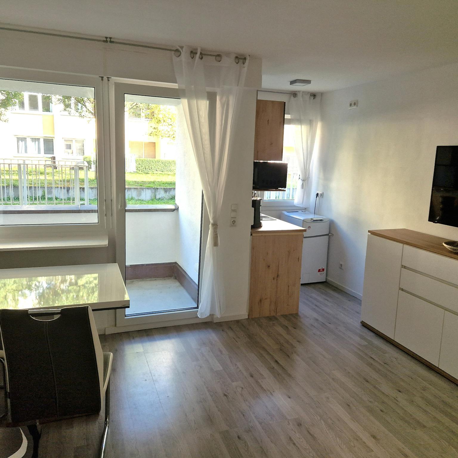 Apartment, Leonhard-Frank-Straße, Munich