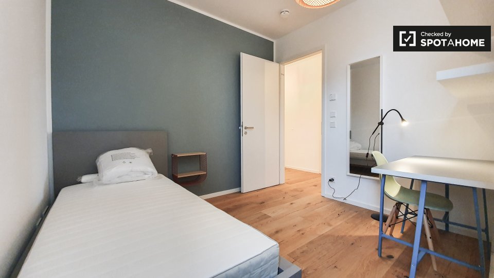 Room, Nazarethkirchstraße, Berlin