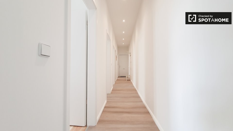 Room, Hoffmannstraße, Berlin