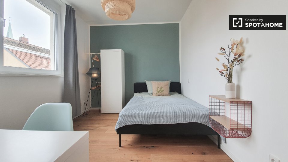Room, Nazarethkirchstraße, Berlin