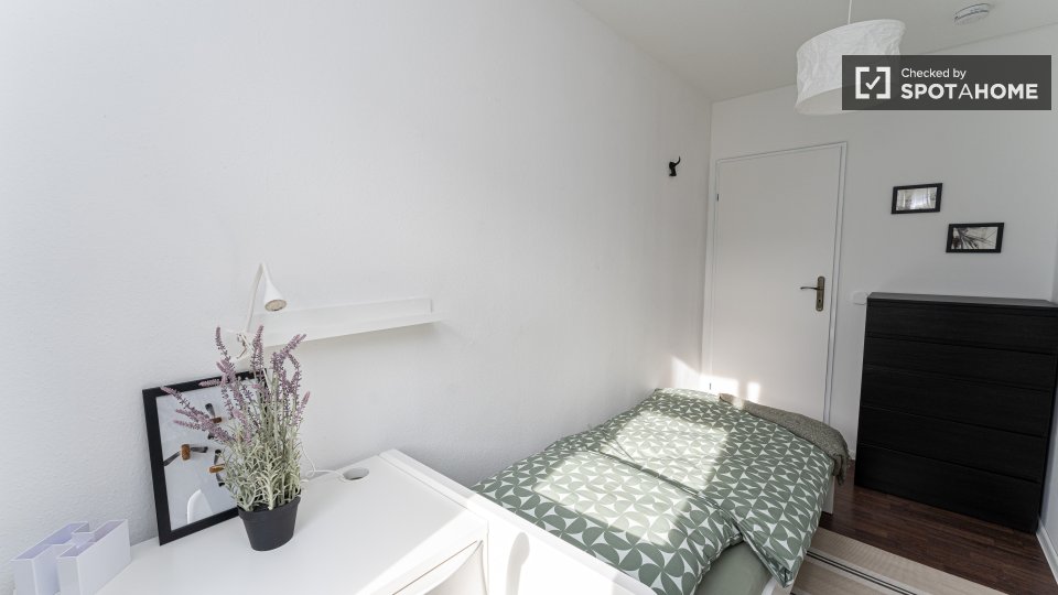 Room, Hackenbergstraße, Berlin