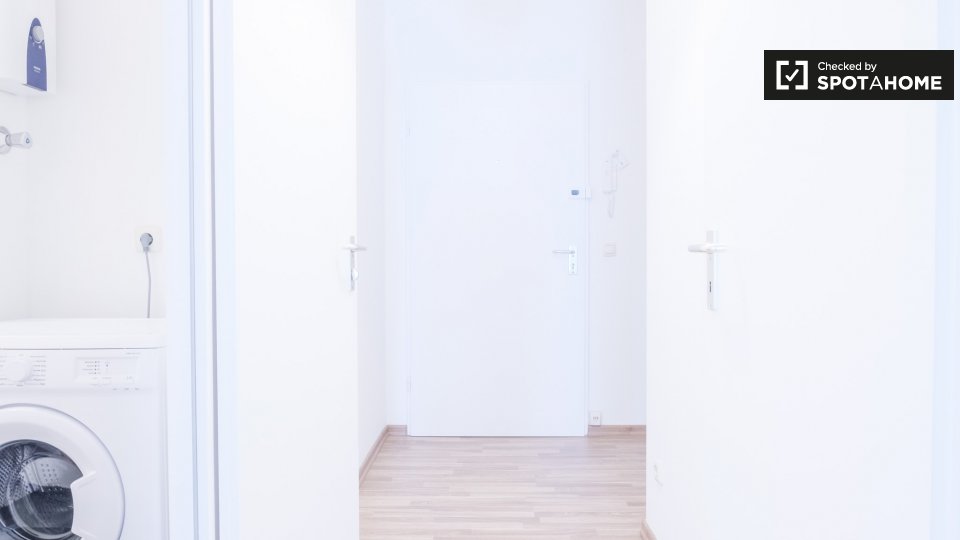 Room, CharlottenstraßeB, Berlin