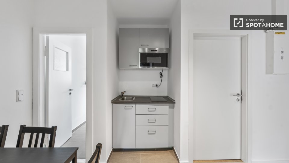 Room, Rübelandstraße, Berlin
