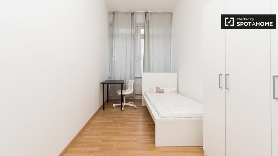 Room, Bismarckstraße, Berlin