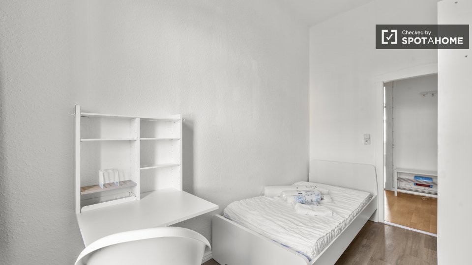 Room, Hermannstraße, Berlin