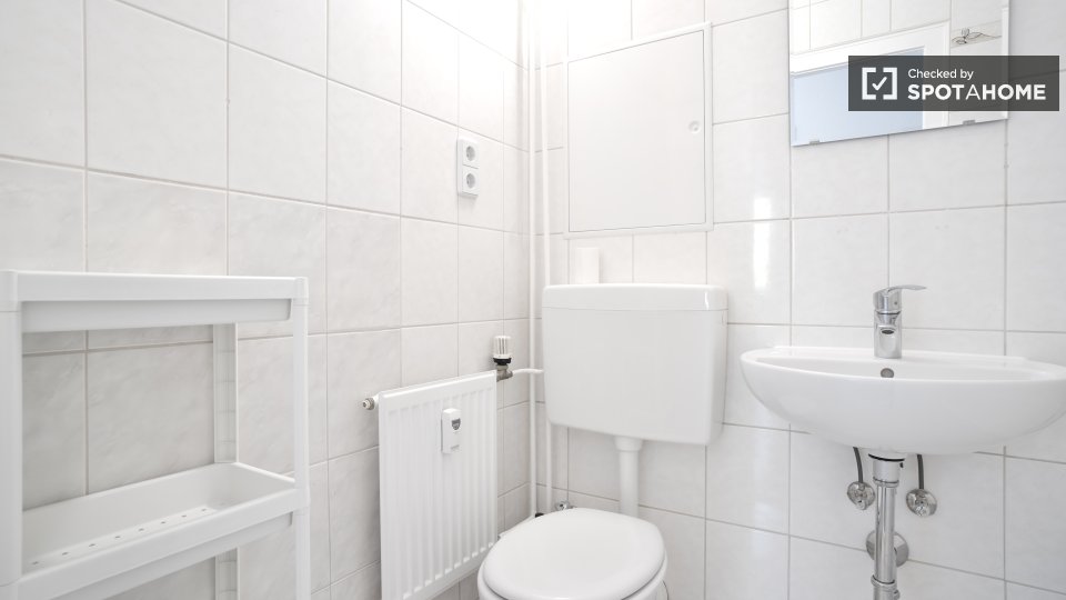 Room, Neltestraße, Berlin