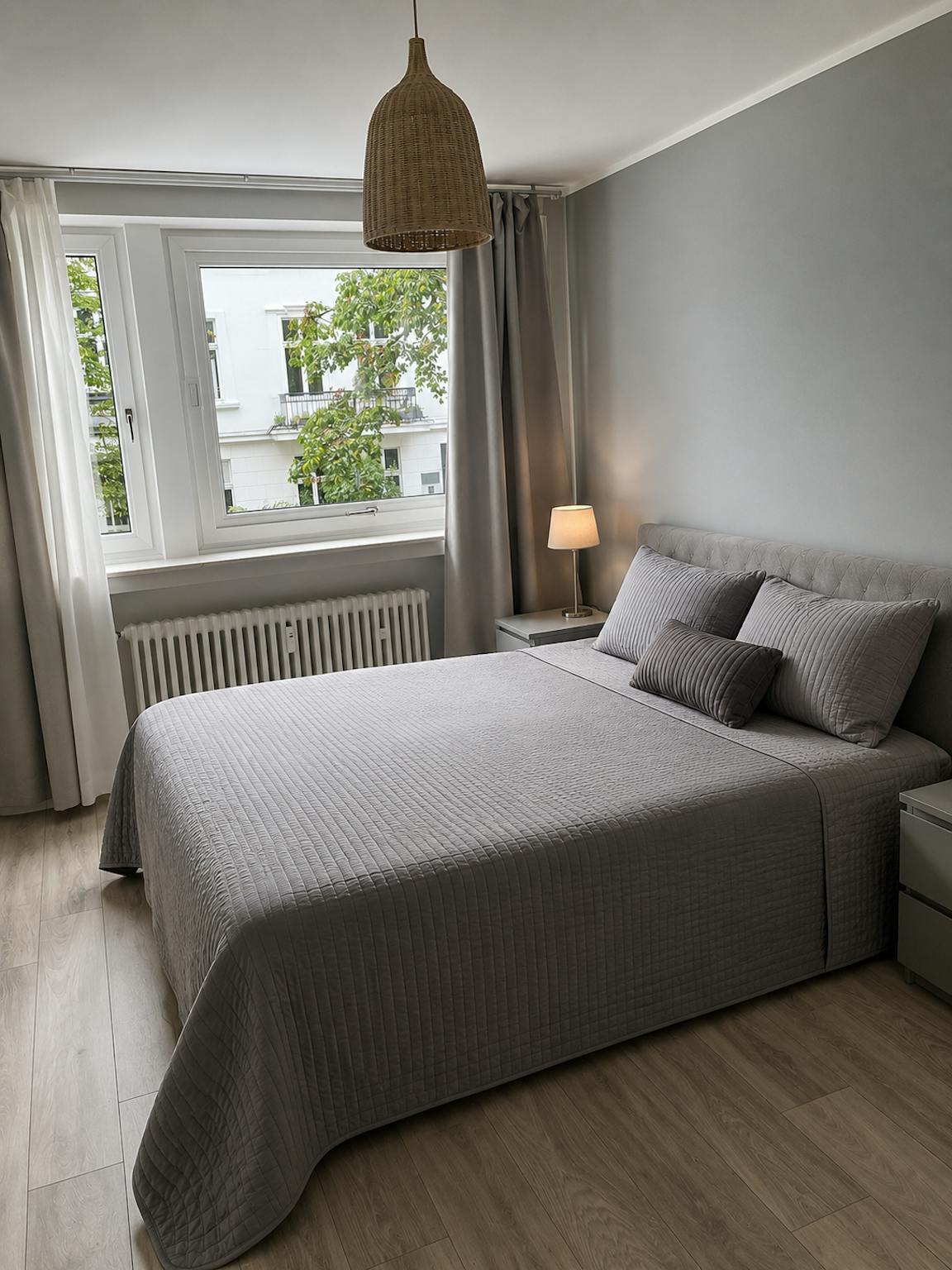 Apartment, Florastraße, Dusseldorf