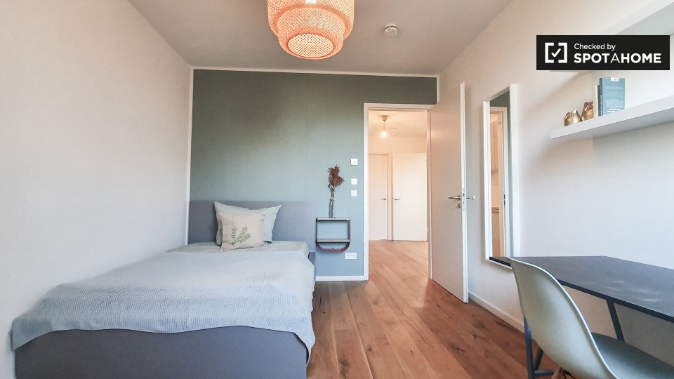Room, Nazarethkirchstraße, Berlin