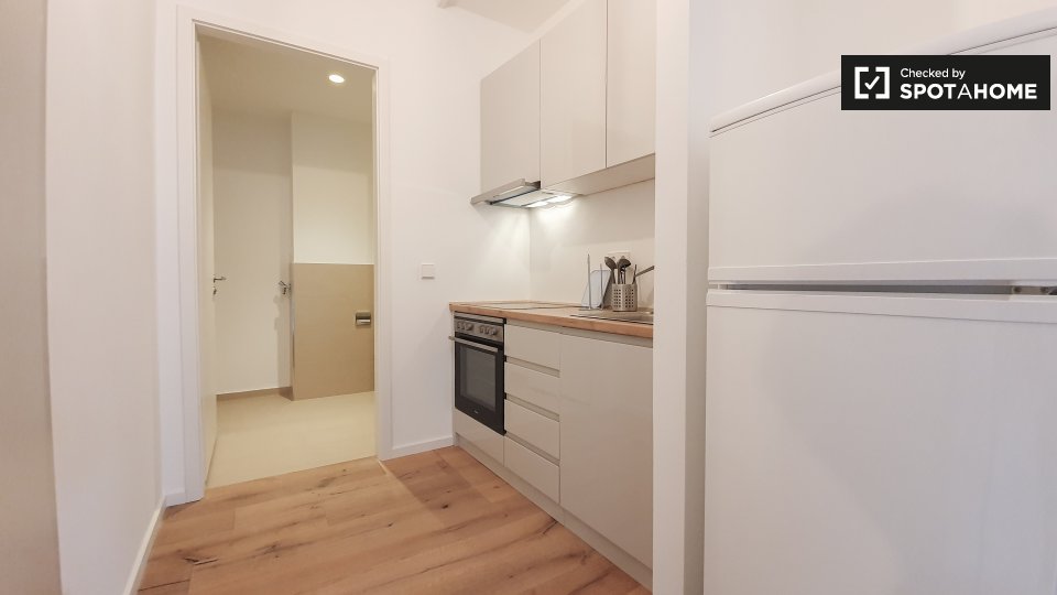 Room, Nazarethkirchstraße, Berlin