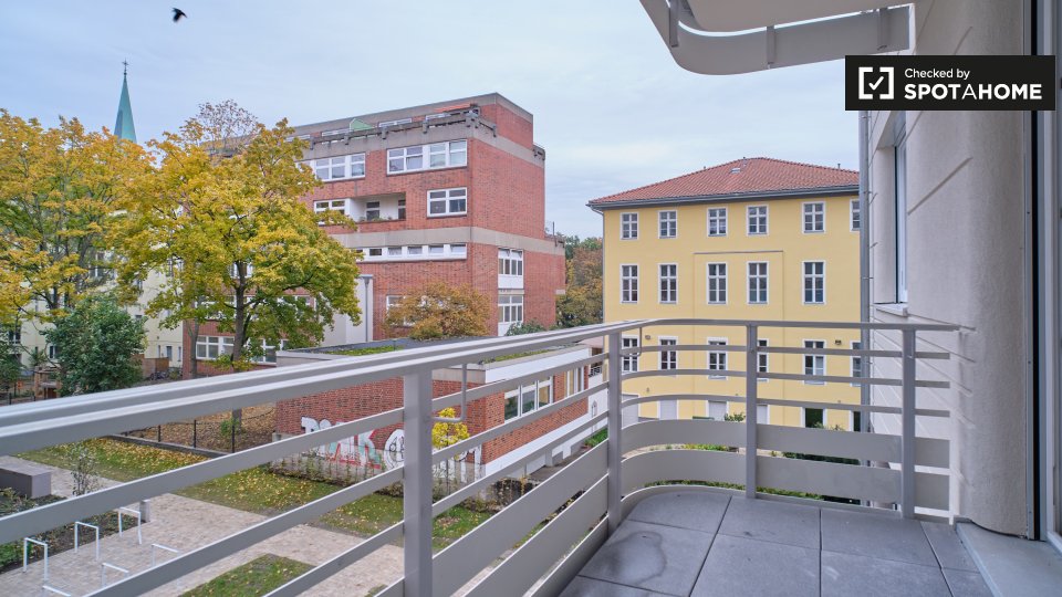 Room, Nazarethkirchstraße, Berlin