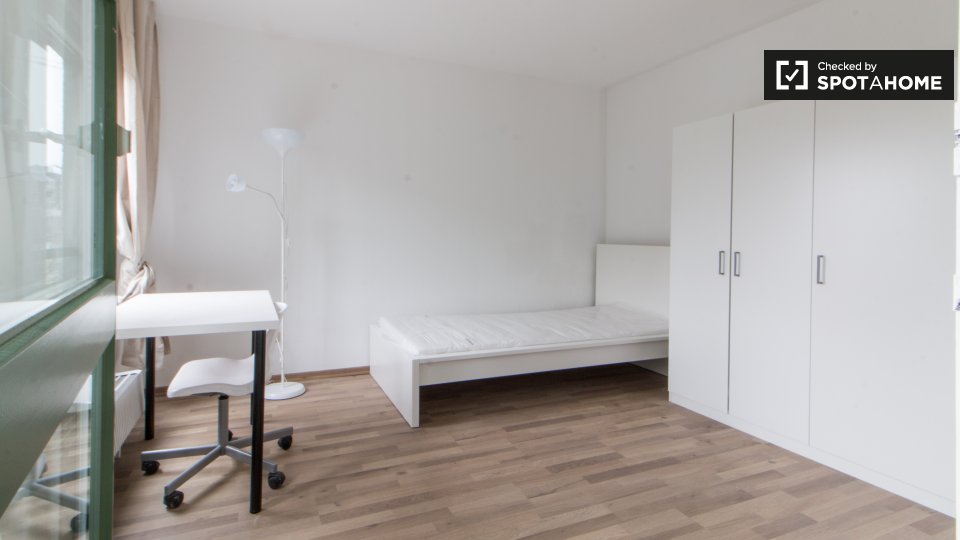 Room, CharlottenstraßeB, Berlin