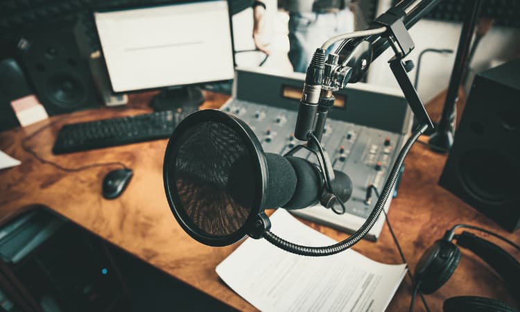 German radio host in racism row after comparing K-pop band to coronavirus