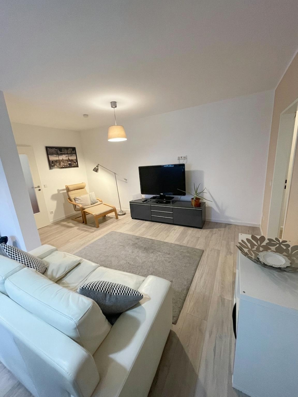 Apartment, Florastraße, Dusseldorf