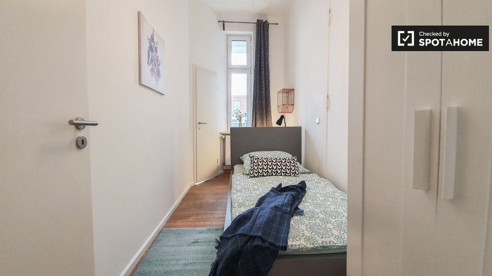 Room, Weimarische Str., Berlin