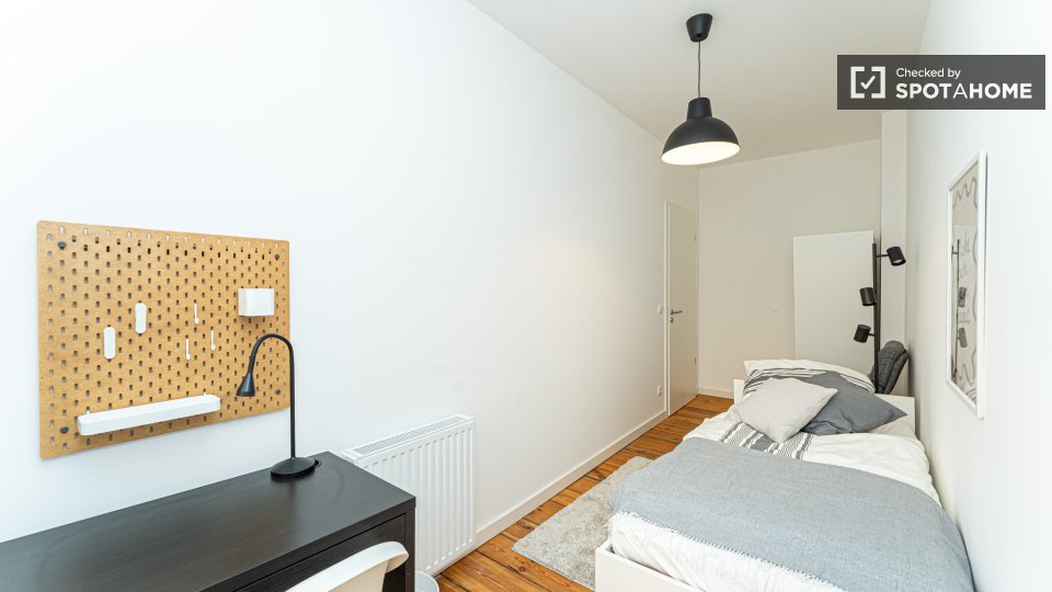 Room, Sonnenallee, Berlin