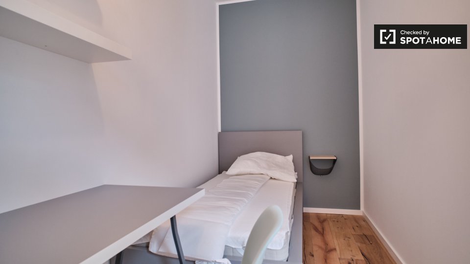 Room, Nazarethkirchstraße, Berlin