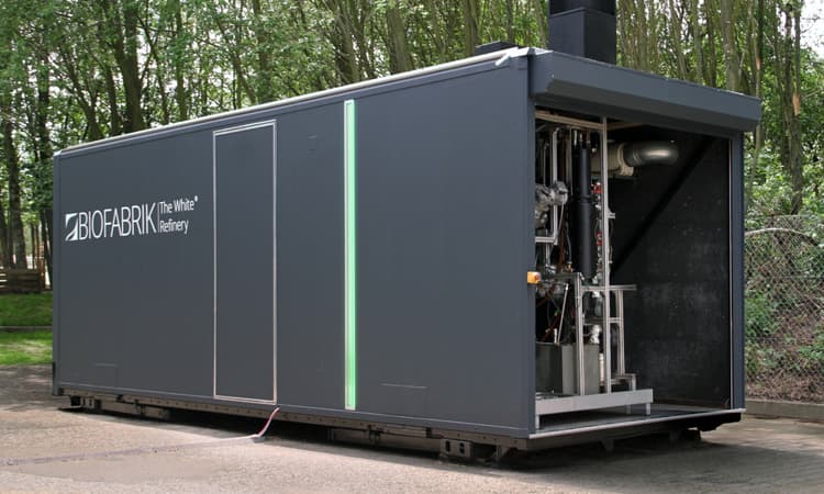 Dresden company transforms plastic waste into fuel
