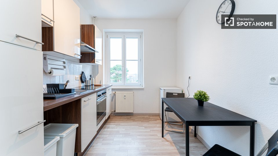 Room, Sterndamm, Berlin