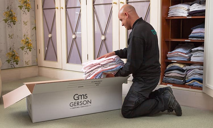 How to move your belongings to another country