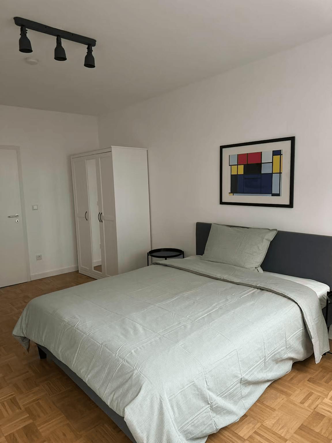 Apartment, Roßstraße, Dusseldorf