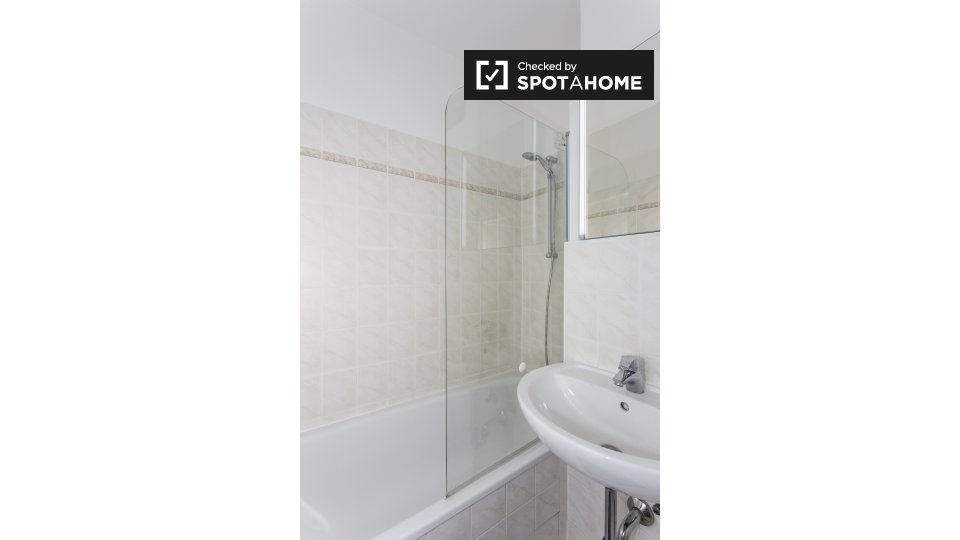 Room, Neltestraße 37, 12489 Berlin, Germany, Berlin
