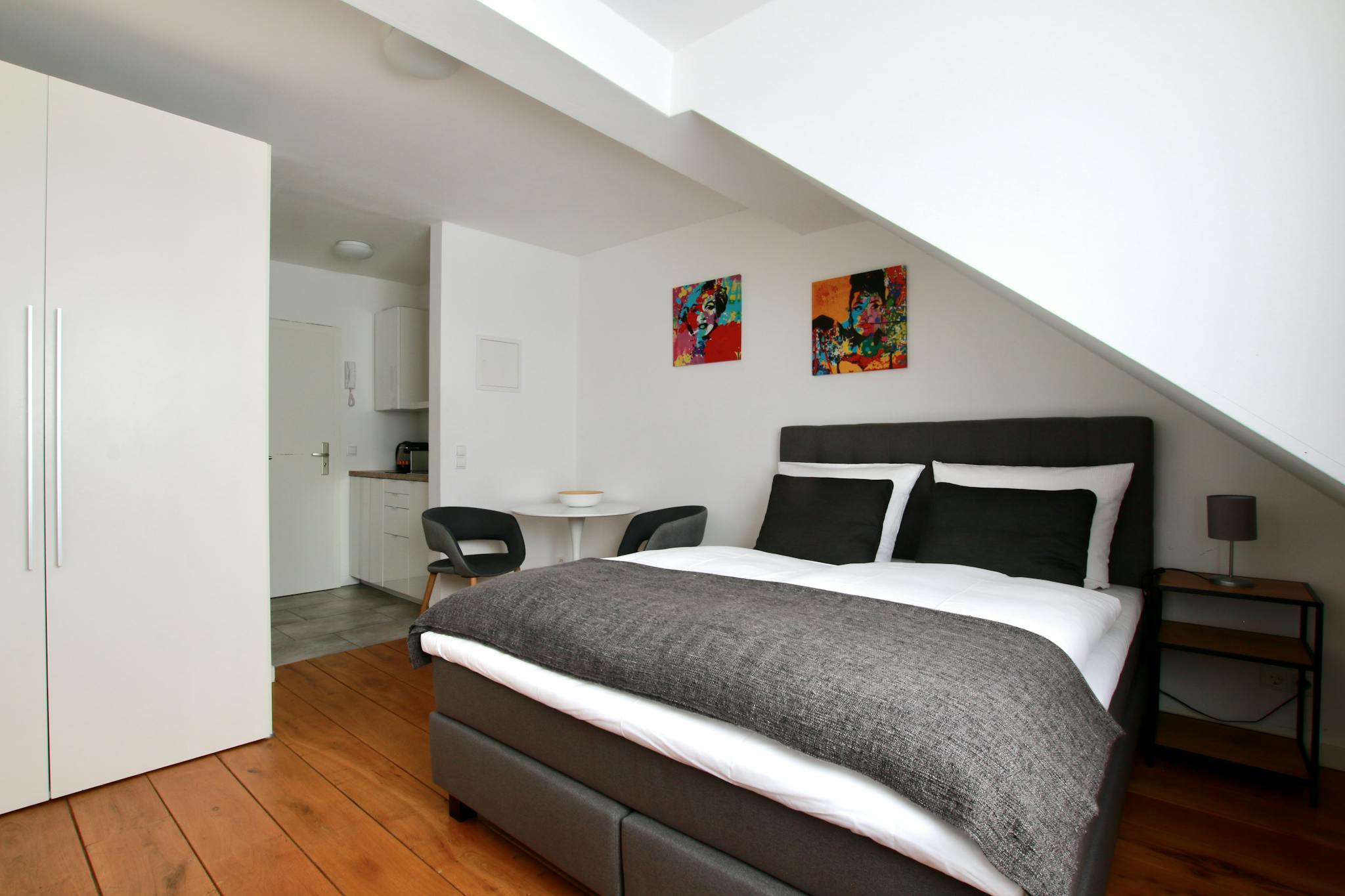 Apartment, Limburger Straße, Cologne