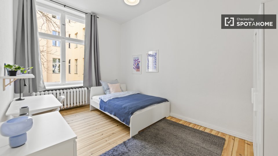 Room, Münchener Str., Berlin