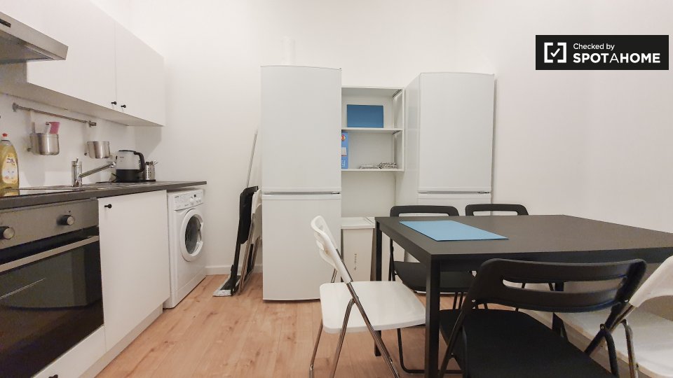 Room, Brandenburgische Str.A, Berlin