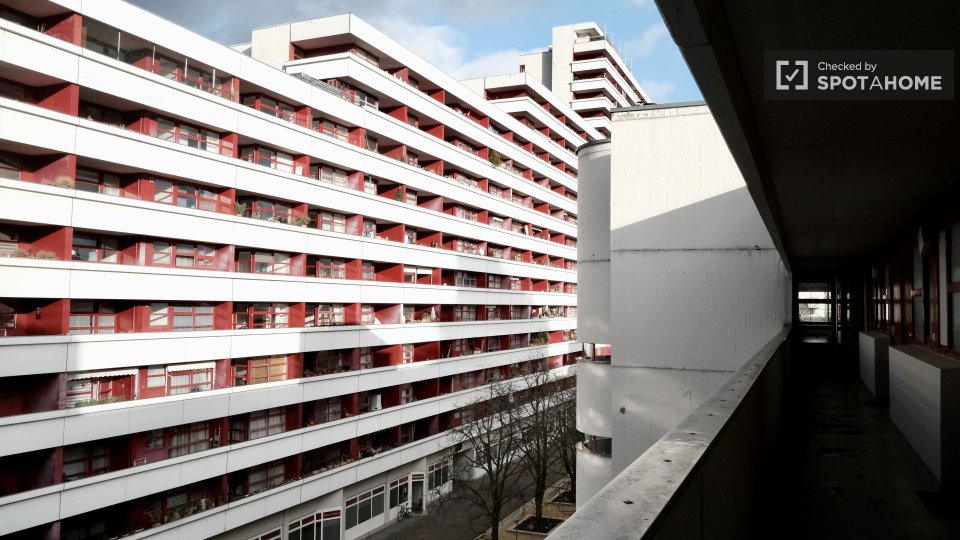 Apartment, Tattoo-Piercing Studio, Berlin