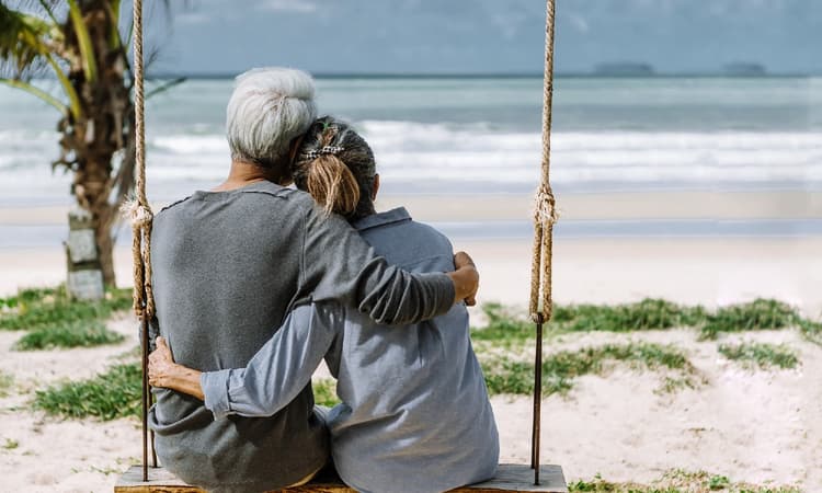 Receiving German pensions abroad & Claiming contribution refunds