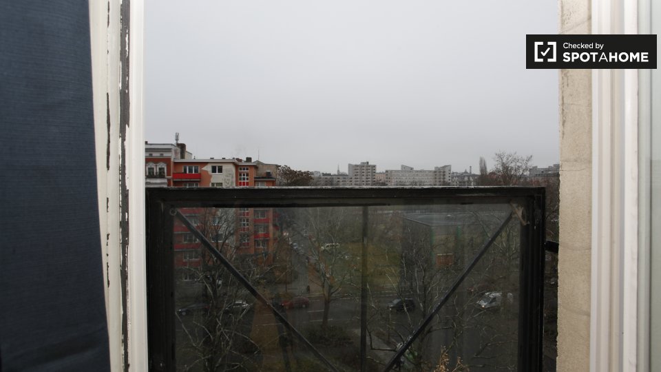 Room, Gneisenaustraße, Berlin