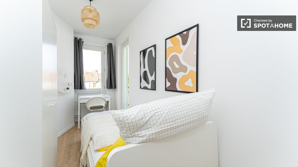 Room, Richardstraße, Berlin