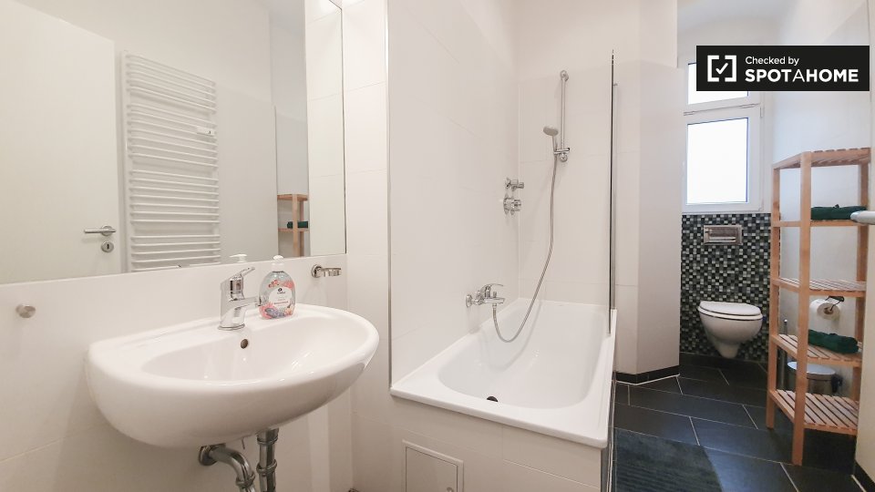 Room, Ibsenstraße, Berlin