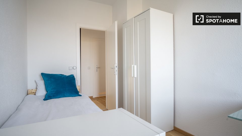 Room, Neltestraße 31, 12489 Berlin, Germany, Berlin