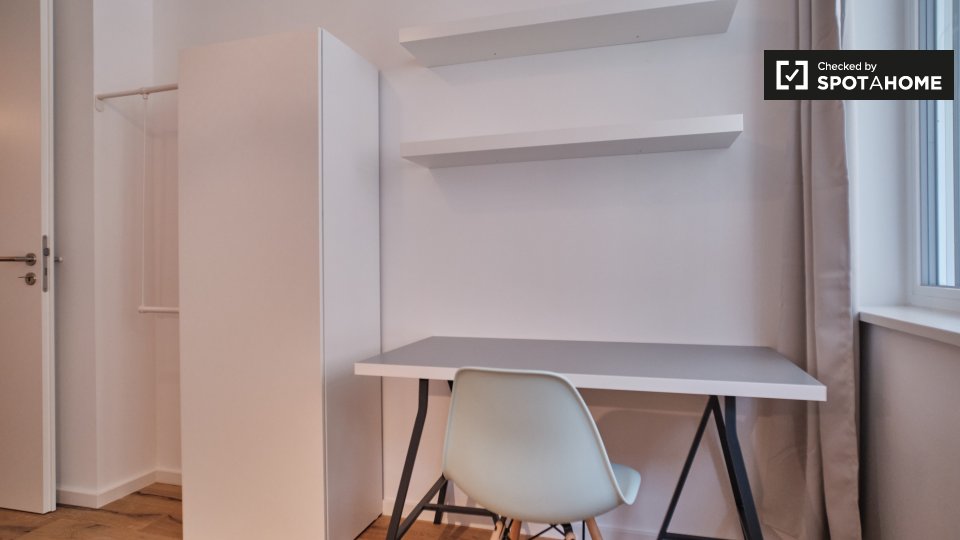 Room, Nazarethkirchstraße, Berlin