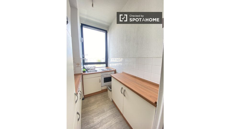 Room, Bismarckstraße, Berlin