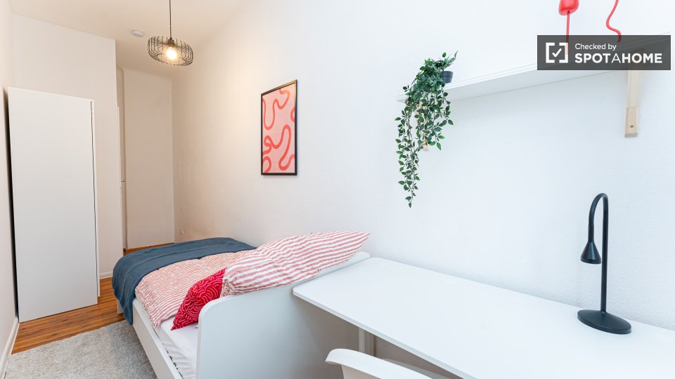 Room, Otto-Franke-Straße, Berlin