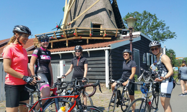 Tour de Amsterdam: Discover Amsterdam on a road bike