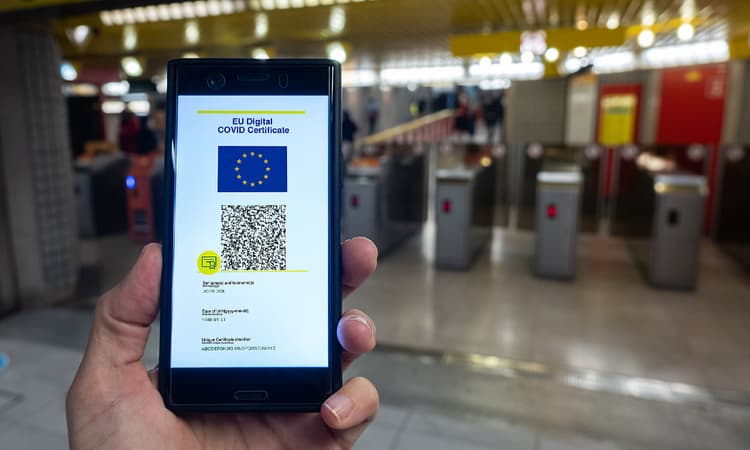 What's changing with the EU's new travel rules for COVID certificates?