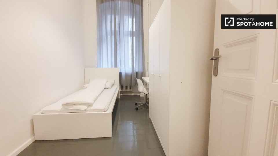 Room, Kottbusser Damm-30, Berlin