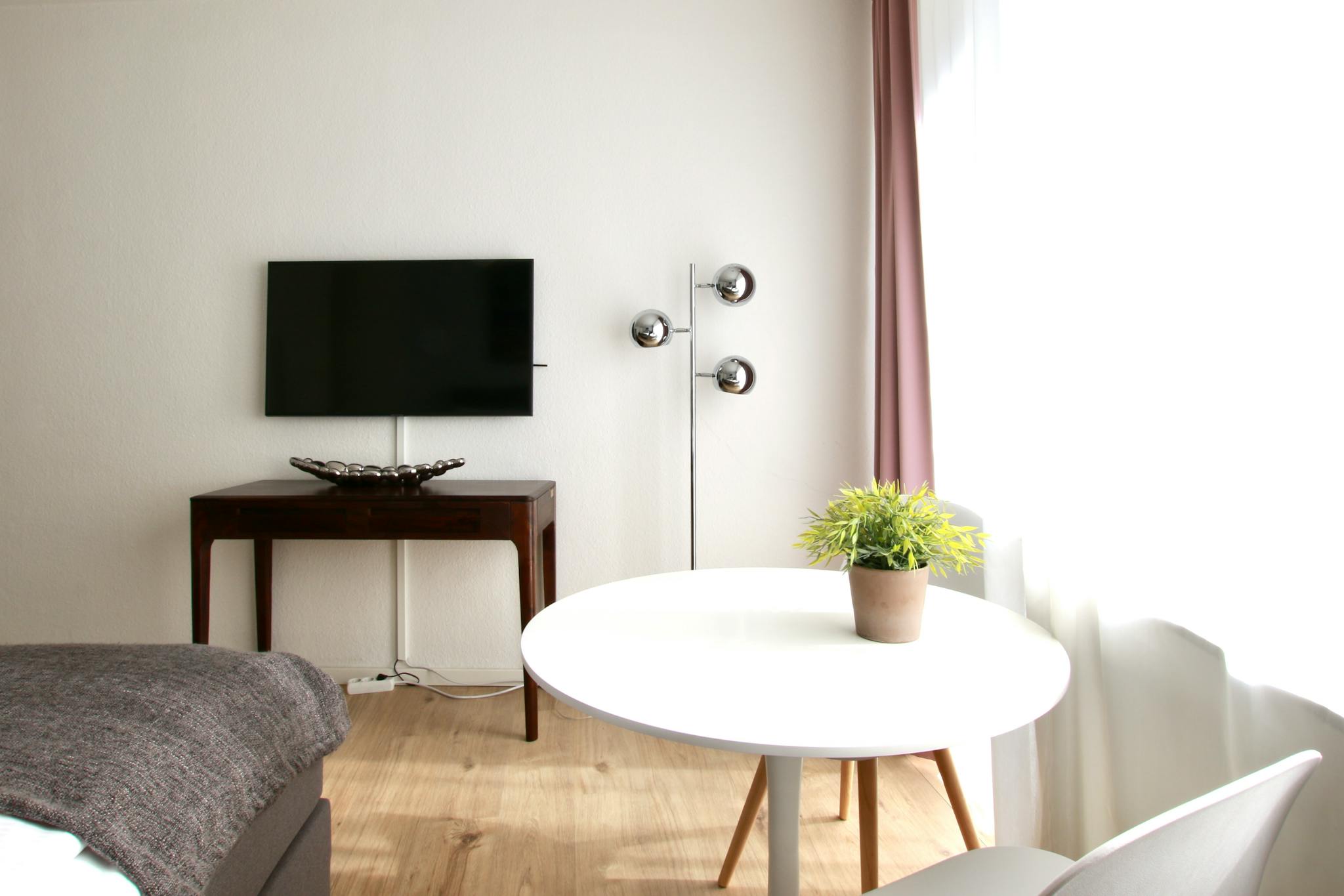 Apartment, Pantaleonswall, Cologne