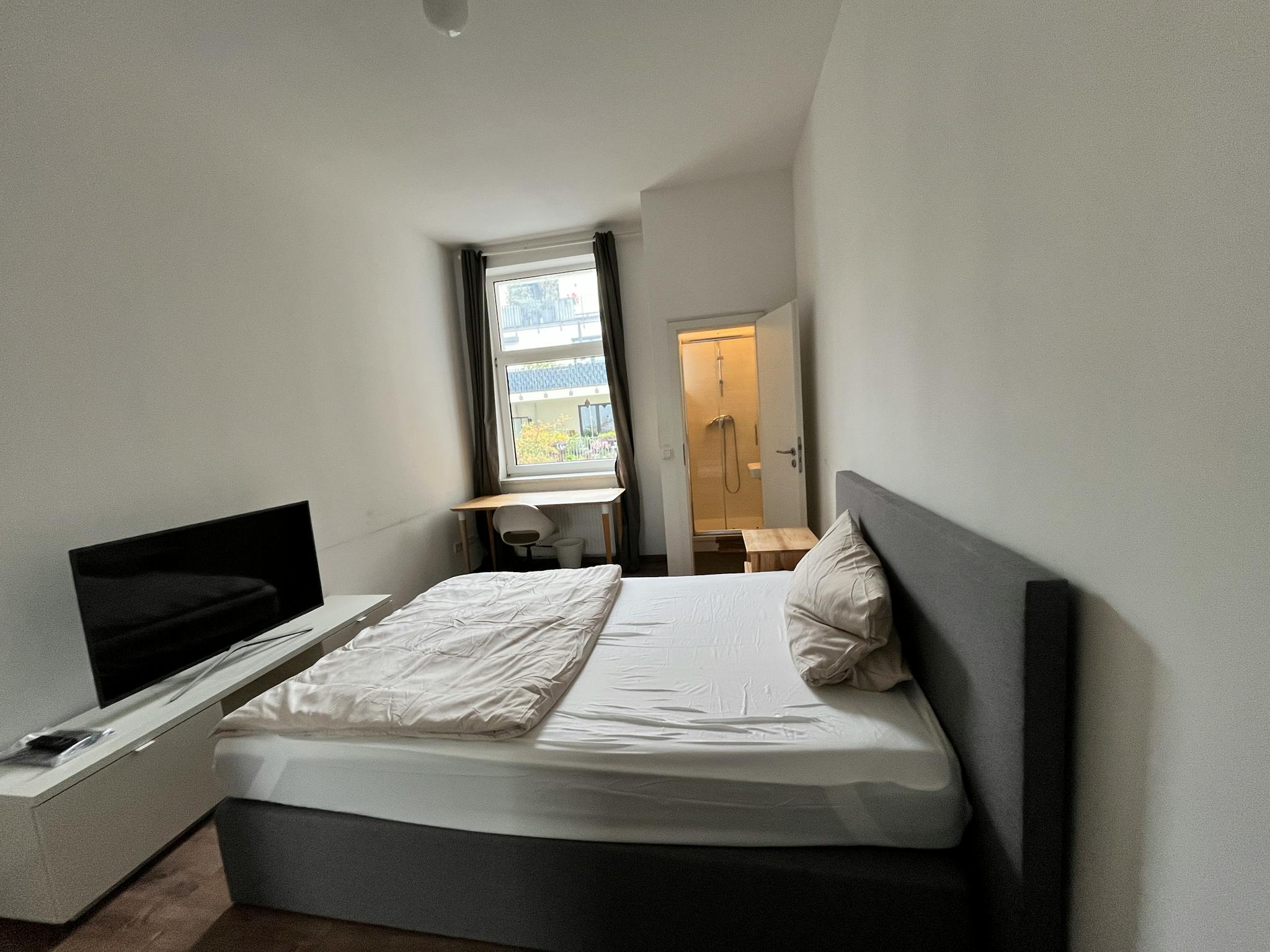 Apartment, Mainzer Landstraße, Frankfurt