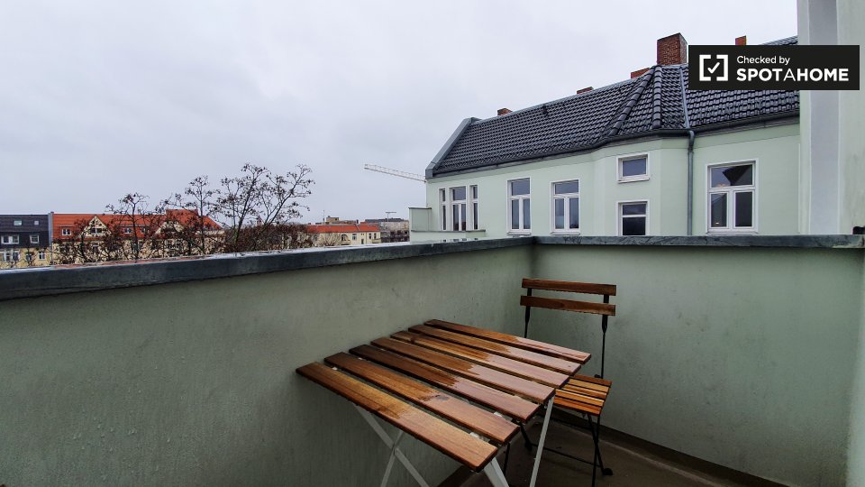 Room, Weimarische Str., Berlin