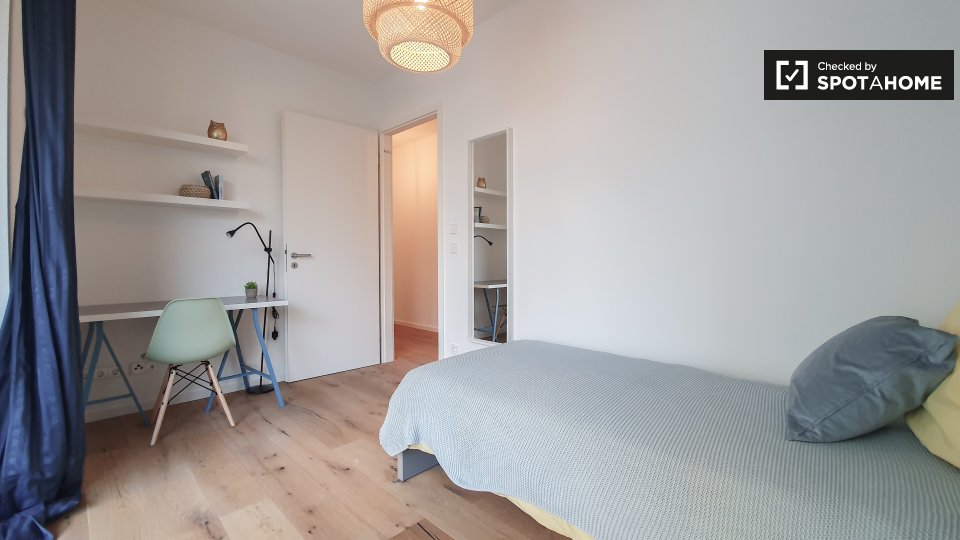 Room, Nazarethkirchstraße, Berlin