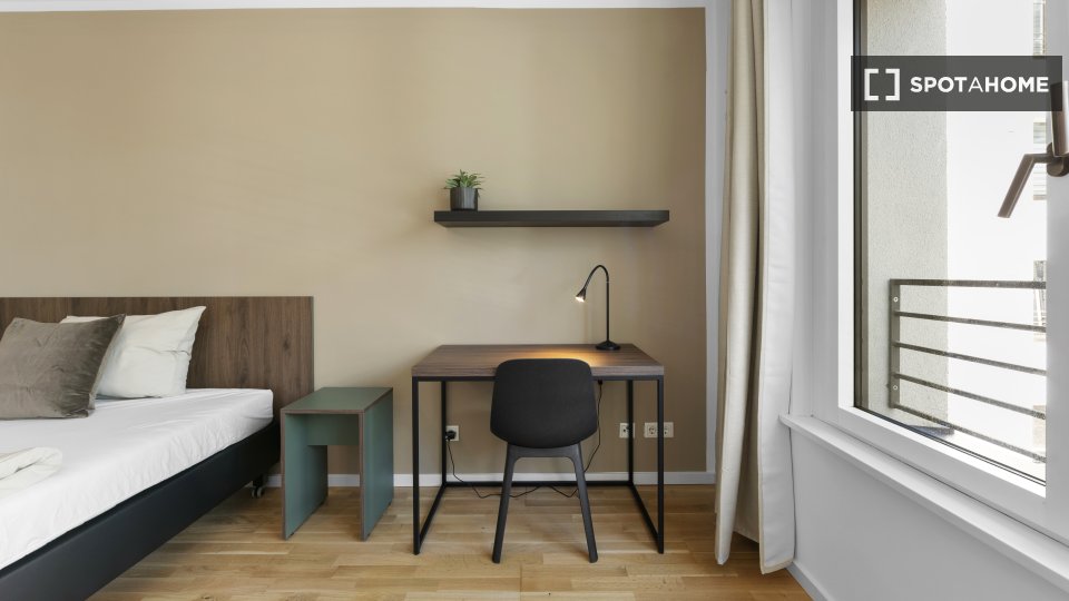 Room, Friedrichstraße, Berlin